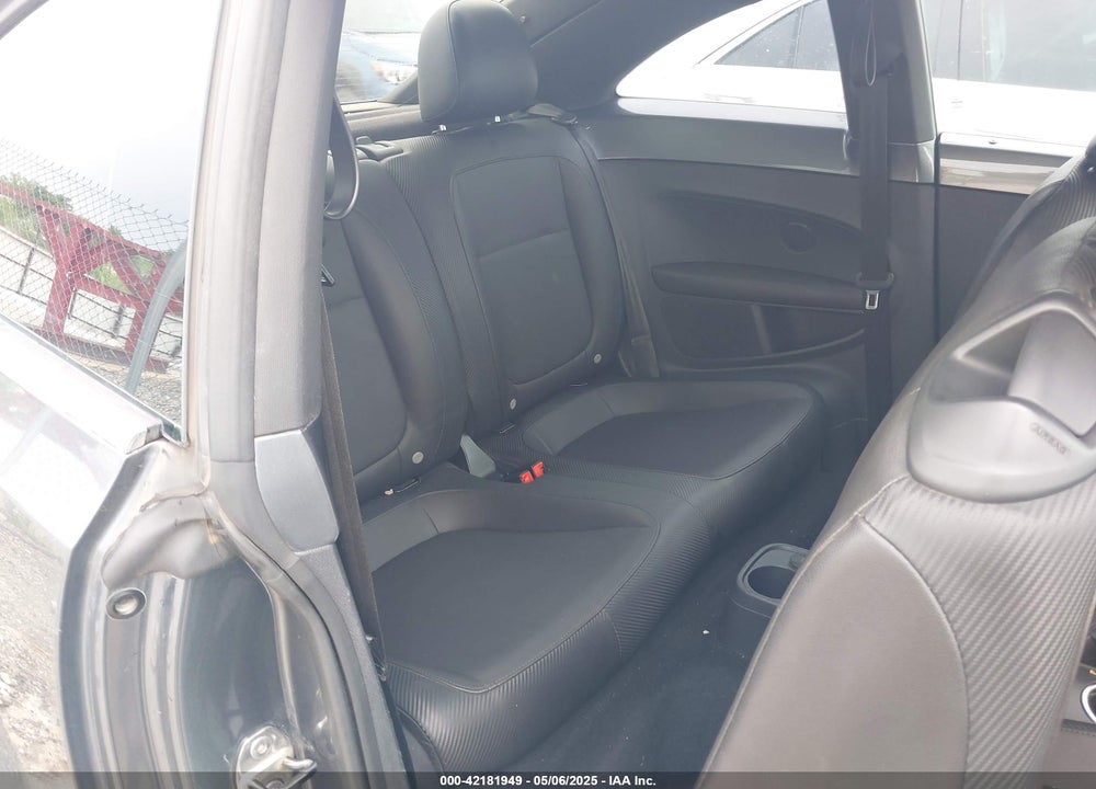 2013 VOLKSWAGEN BEETLE VIN: 3VWJL7ATXDM632968