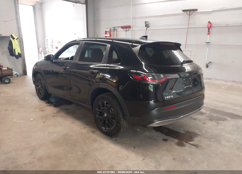2024 HONDA HR-V VIN: 3CZRZ2H54RM774085