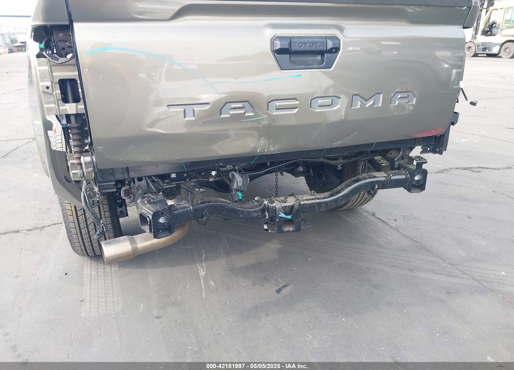 2024 TOYOTA TACOMA DOUBLE CAB/SR5/TRD SPORT/TRD OFF ROAD/LTD VIN: 3TMLB5JN1RM043397
