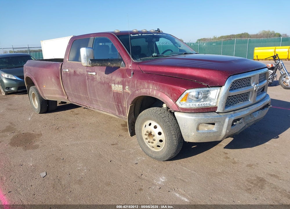 2017 RAM 3500 LAIE  4X4 8' BOX VIN: 3C63RRJLXHG623396