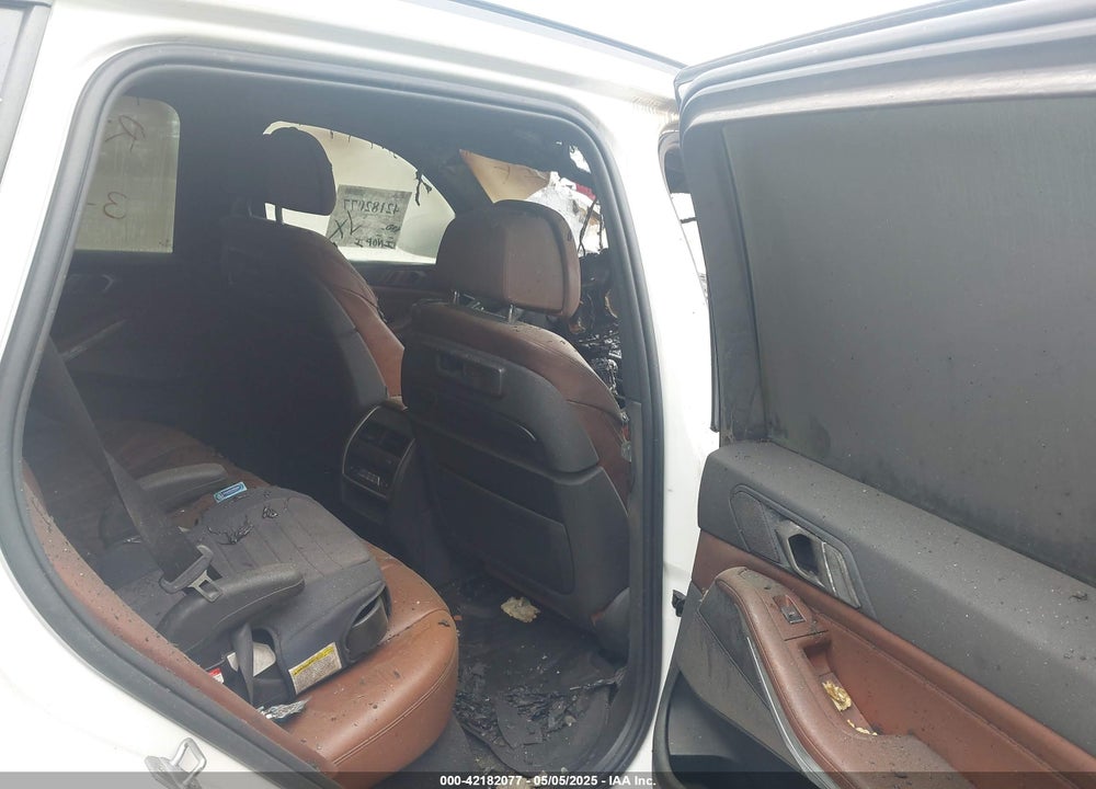 2019 BMW X5 VIN: 5UXJU2C5XKLN64637
