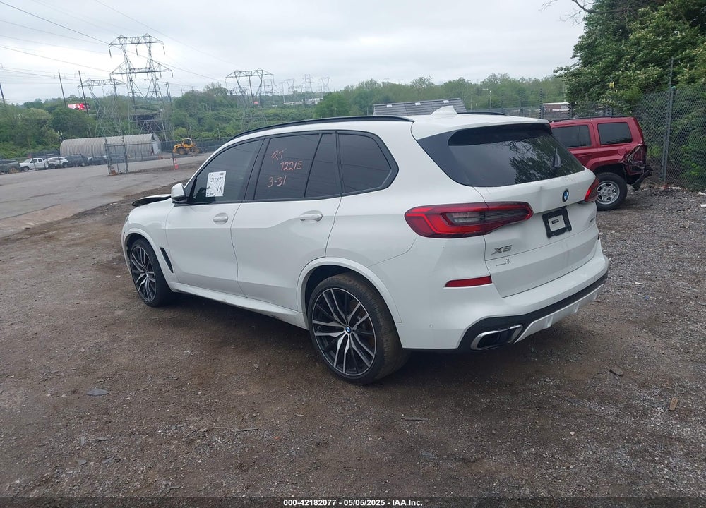 2019 BMW X5 VIN: 5UXJU2C5XKLN64637