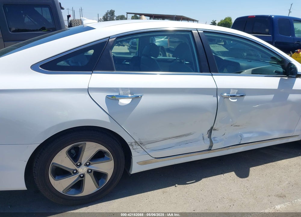 2017 HYUNDAI SONATA HYBRID LIMITED VIN: KMHE34L36HA072543