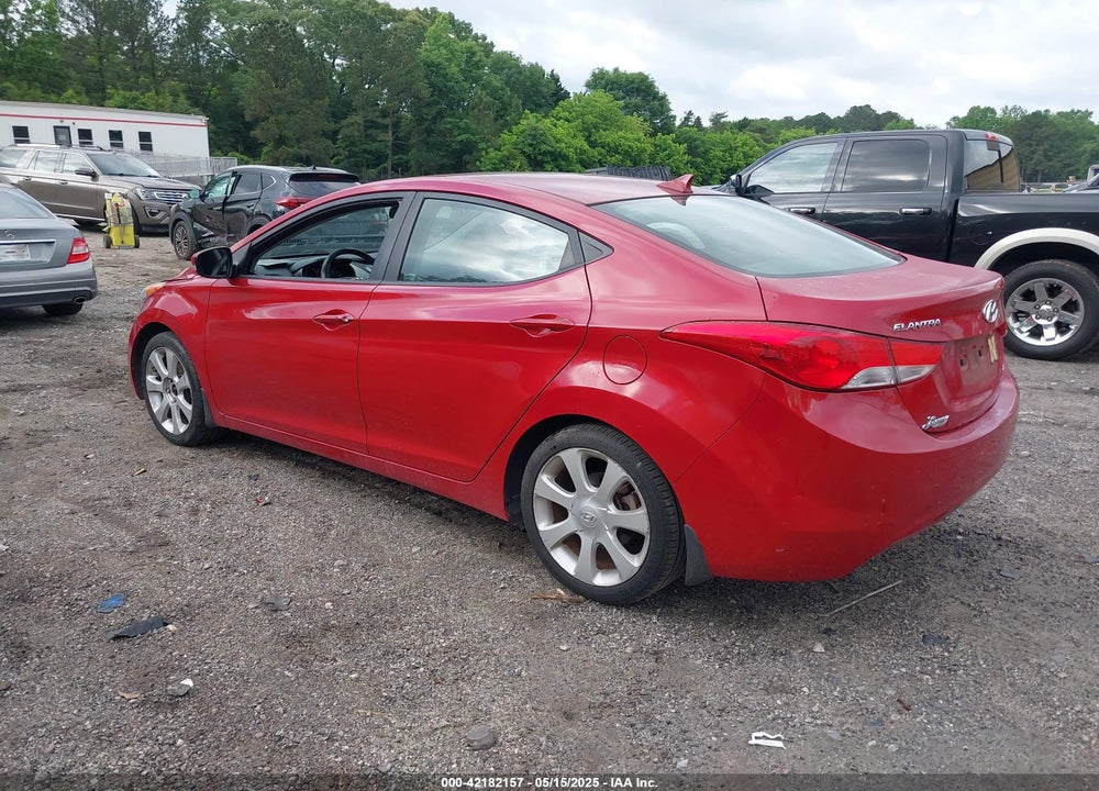 2013 HYUNDAI ELANTRA VIN: KMHDH4AE3DU940377