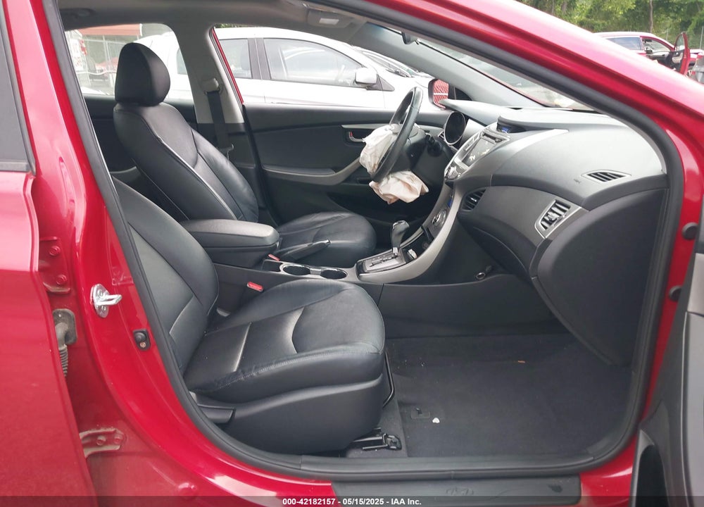 2013 HYUNDAI ELANTRA VIN: KMHDH4AE3DU940377