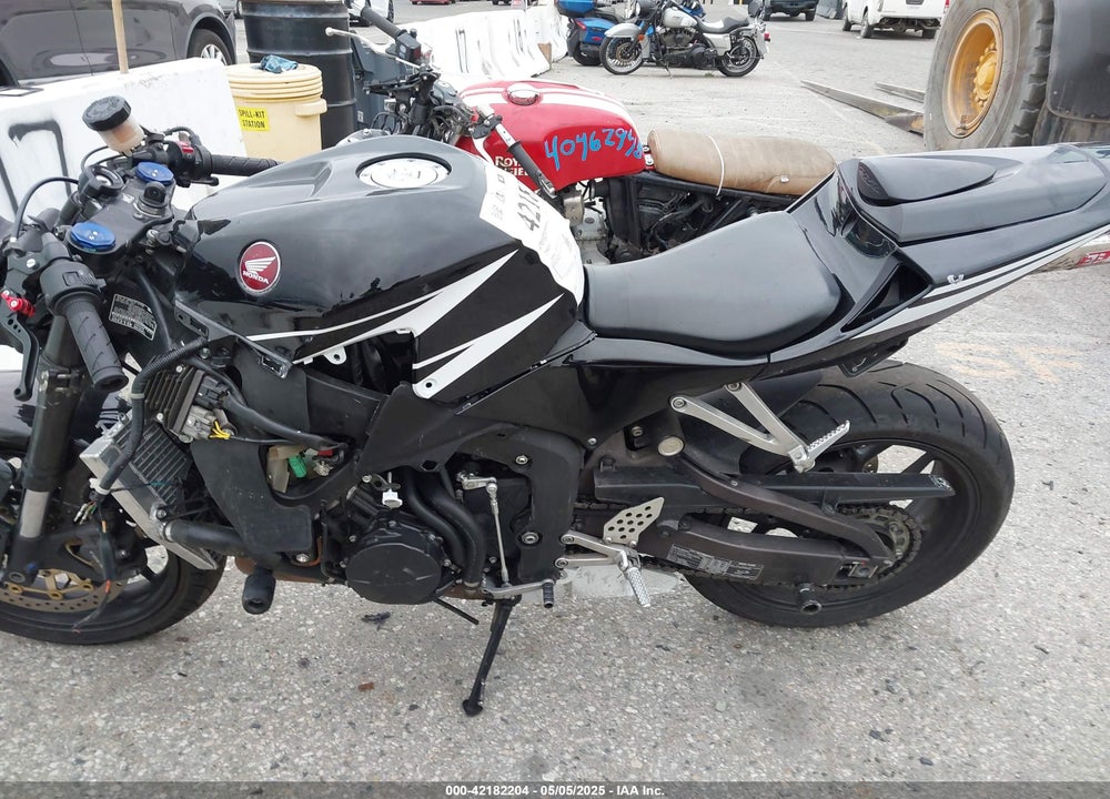 2019 HONDA CBR600 RR VIN: JH2PC40J5KK500420