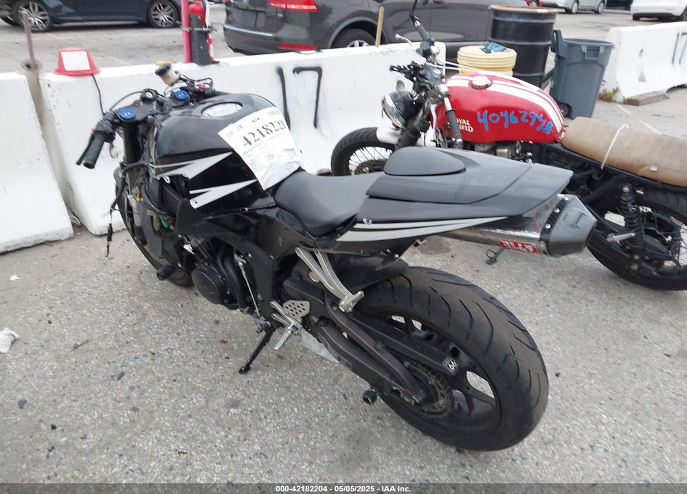 2019 HONDA CBR600 RR VIN: JH2PC40J5KK500420