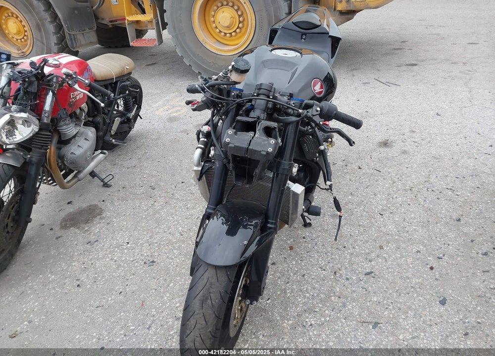 2019 HONDA CBR600 RR VIN: JH2PC40J5KK500420