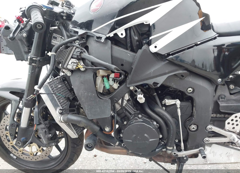 2019 HONDA CBR600 RR VIN: JH2PC40J5KK500420