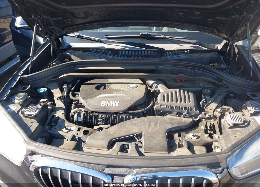 2017 BMW X1 VIN: WBXHU7C34HP925411