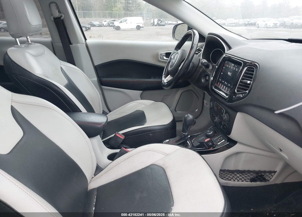 2020 JEEP COMPASS VIN: 3C4NJDCB0LT233570