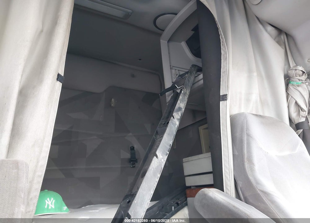 2006 VOLVO VN VNL VIN: 4V4NC9GH56N412041