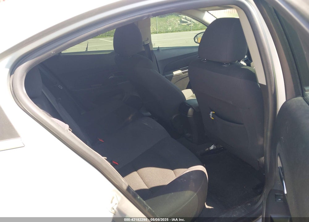 2014 CHEVROLET CRUZE 1LT AUTO VIN: 1G1PC5SB8E7134974