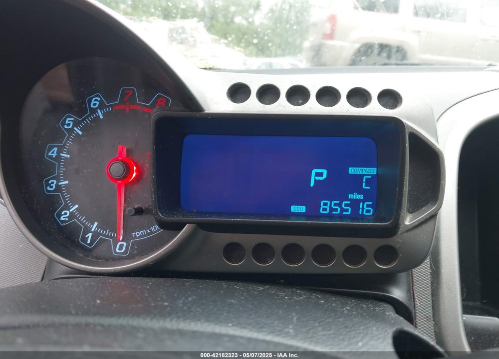 2014 CHEVROLET SONIC VIN: 1G1JC5SB8E4231275