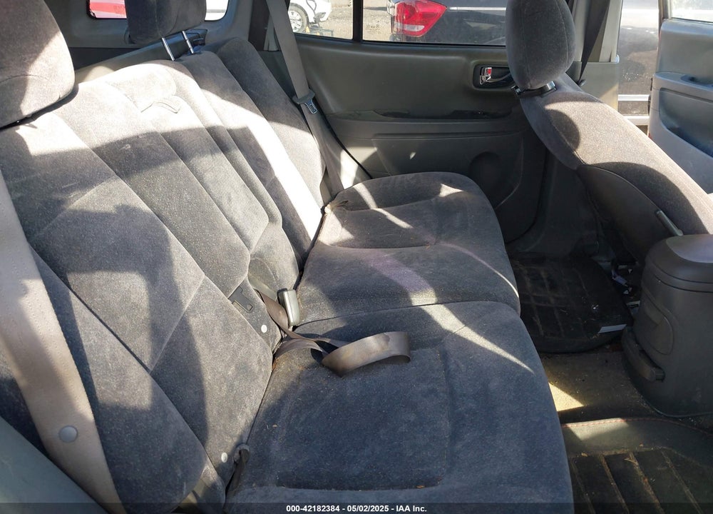 2004 HYUNDAI SANTA FE GLS VIN: KM8SC73D84U841923