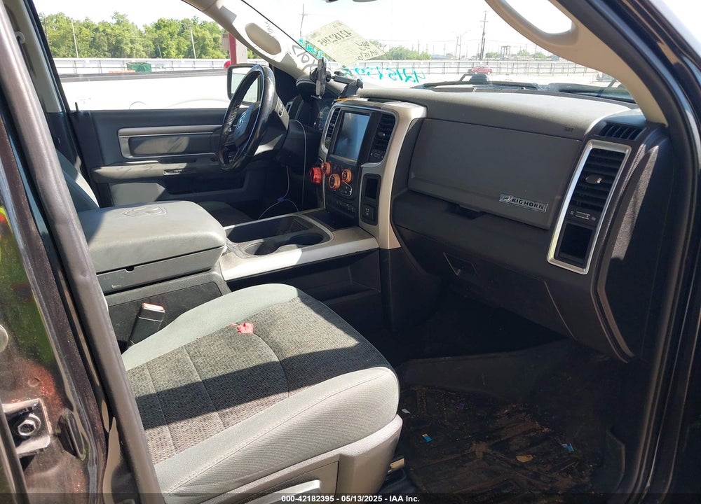 2017 RAM 1500 BIG HORN 4X2 5'7 BOX VIN: 3C6RR6LT4HG592197