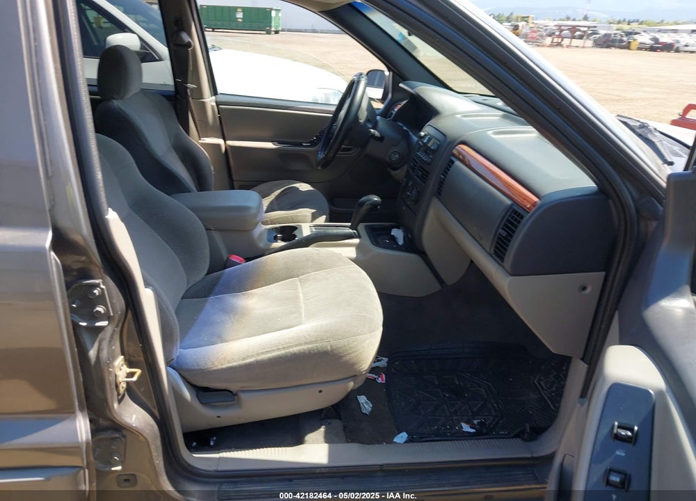 1999 JEEP GRAND CHEROKEE LAREDO VIN: 1J4G258S7XC656551
