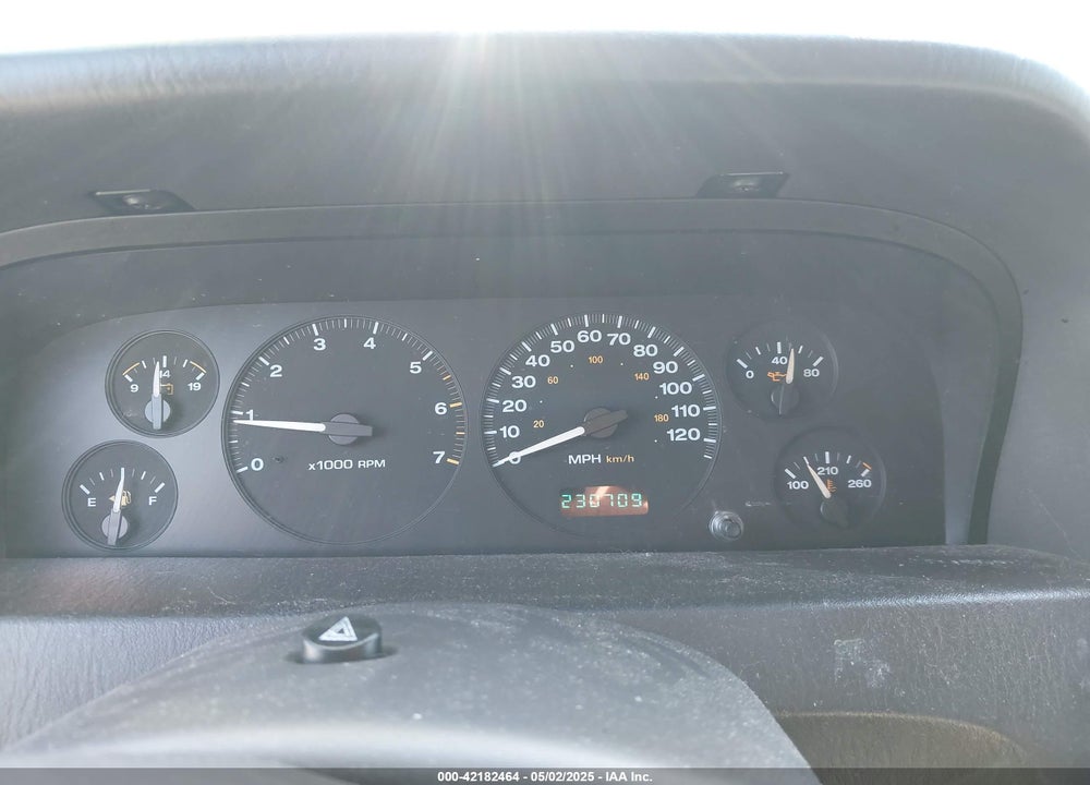 1999 JEEP GRAND CHEROKEE LAREDO VIN: 1J4G258S7XC656551