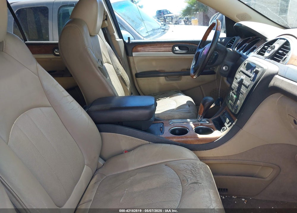 2011 BUICK ENCLAVE 1XL VIN: 5GAKVBED0BJ228340