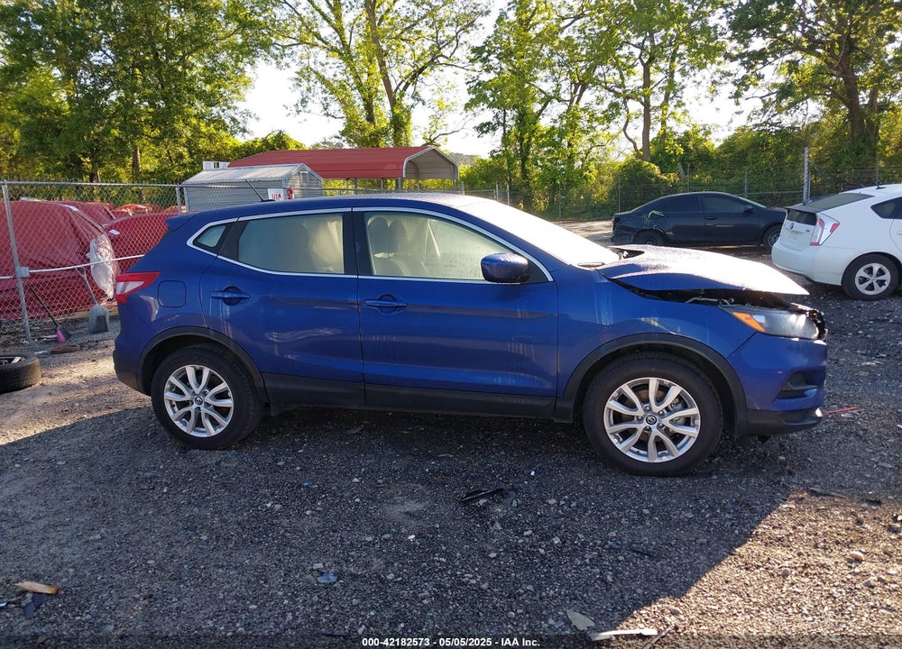 2022 NISSAN ROGUE SPORT VIN: JN1BJ1AW1NW477784