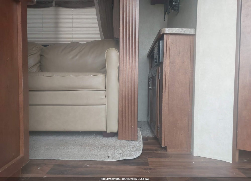 2014 FOREST RIVER SALEM VIN: 4X4TSMN21EM022687