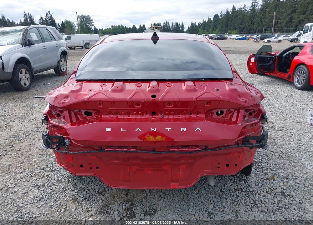 2024 HYUNDAI ELANTRA VIN: KMHLS4DGXRU787577