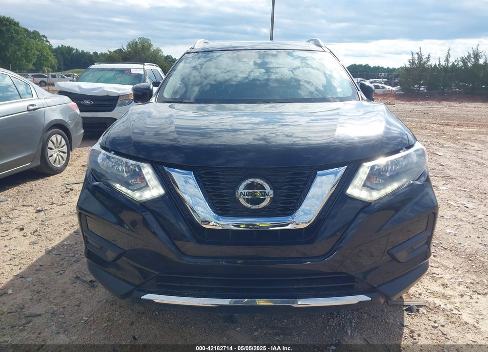 2019 NISSAN ROGUE SV VIN: JN8AT2MV6KW379829