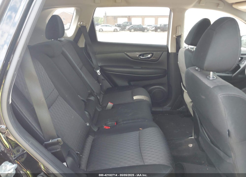 2019 NISSAN ROGUE SV VIN: JN8AT2MV6KW379829