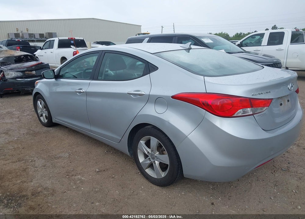 2013 HYUNDAI ELANTRA VIN: 5NPDH4AE1DH367106