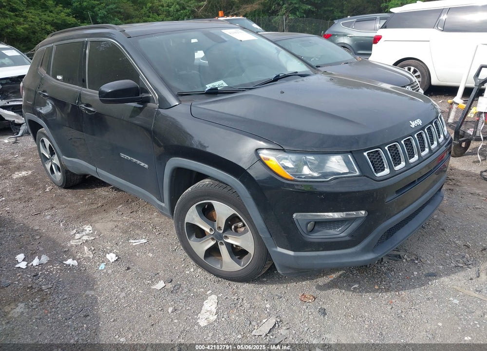 2018 JEEP COMPASS LATITUDE FWD VIN: 3C4NJCBB8JT124640