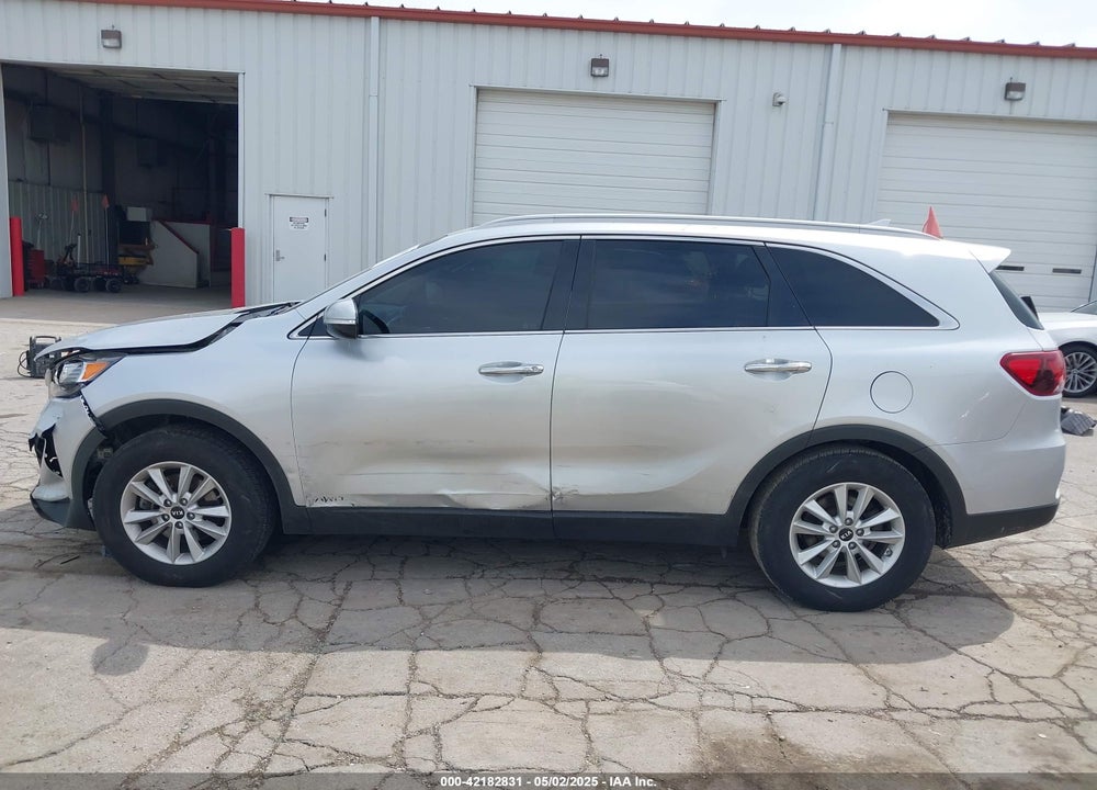2019 KIA SORENTO VIN: 5XYPGDA31KG434841