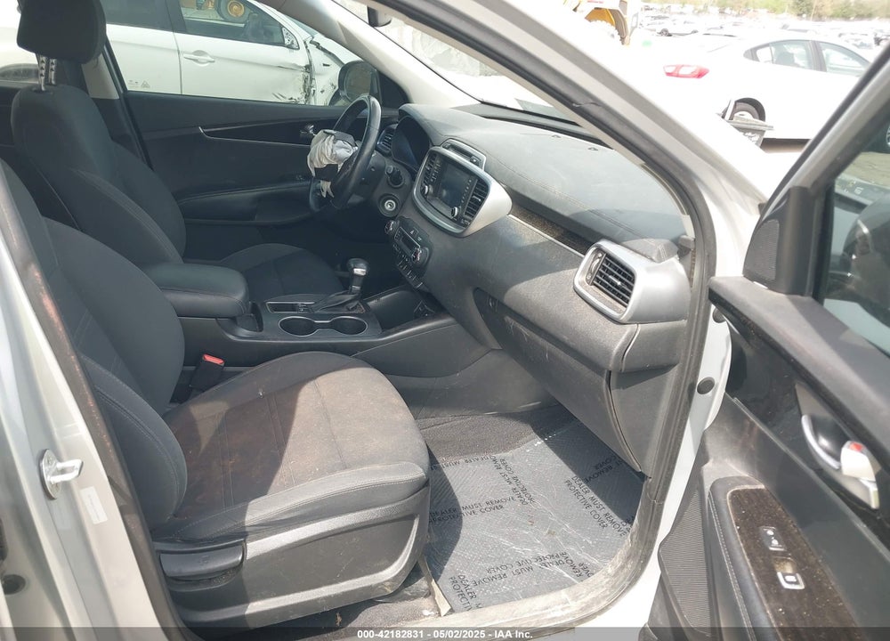 2019 KIA SORENTO VIN: 5XYPGDA31KG434841