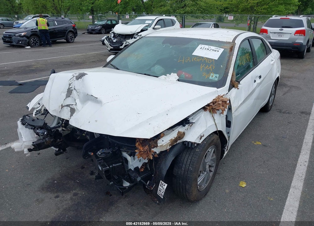 2024 HYUNDAI ELANTRA VIN: KMHLL4DG7RU841785