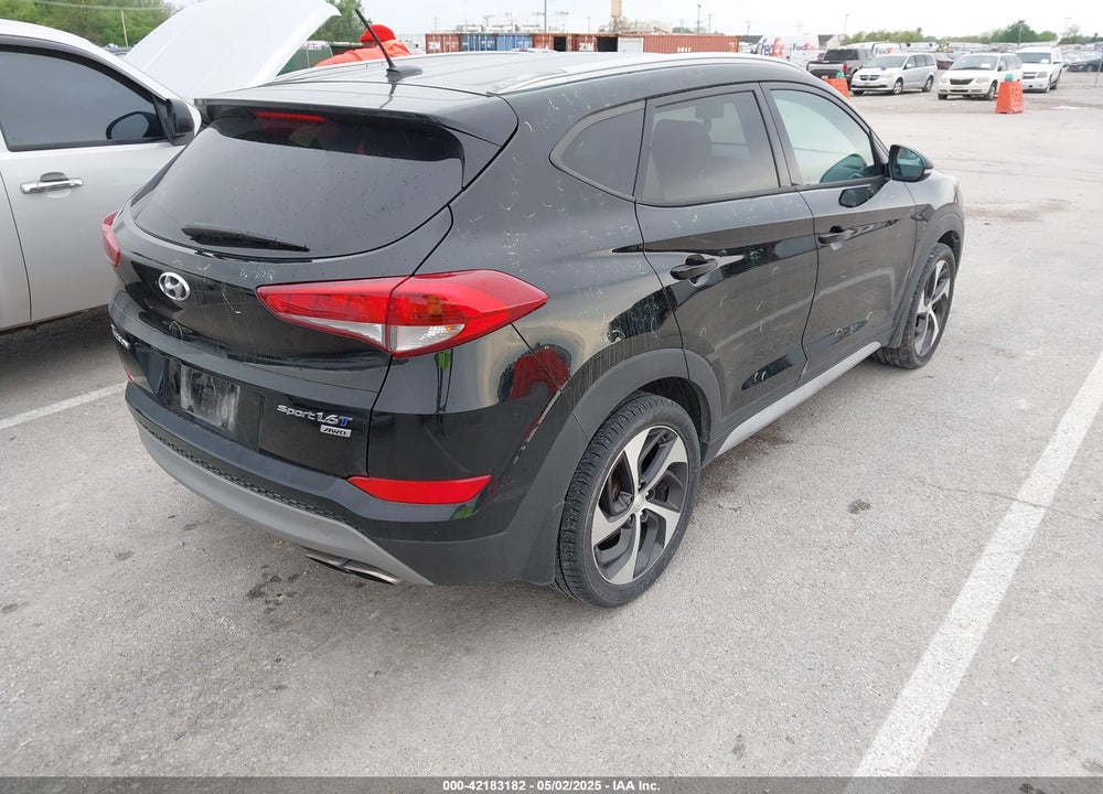 2017 HYUNDAI TUCSON VIN: KM8J3CA22HU402793