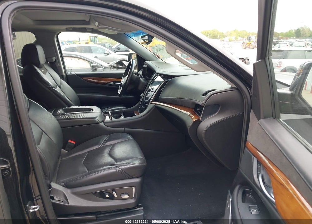 2018 CADILLAC ESCALADE PREMIUM LUXURY VIN: 1GYS4CKJ1JR279129