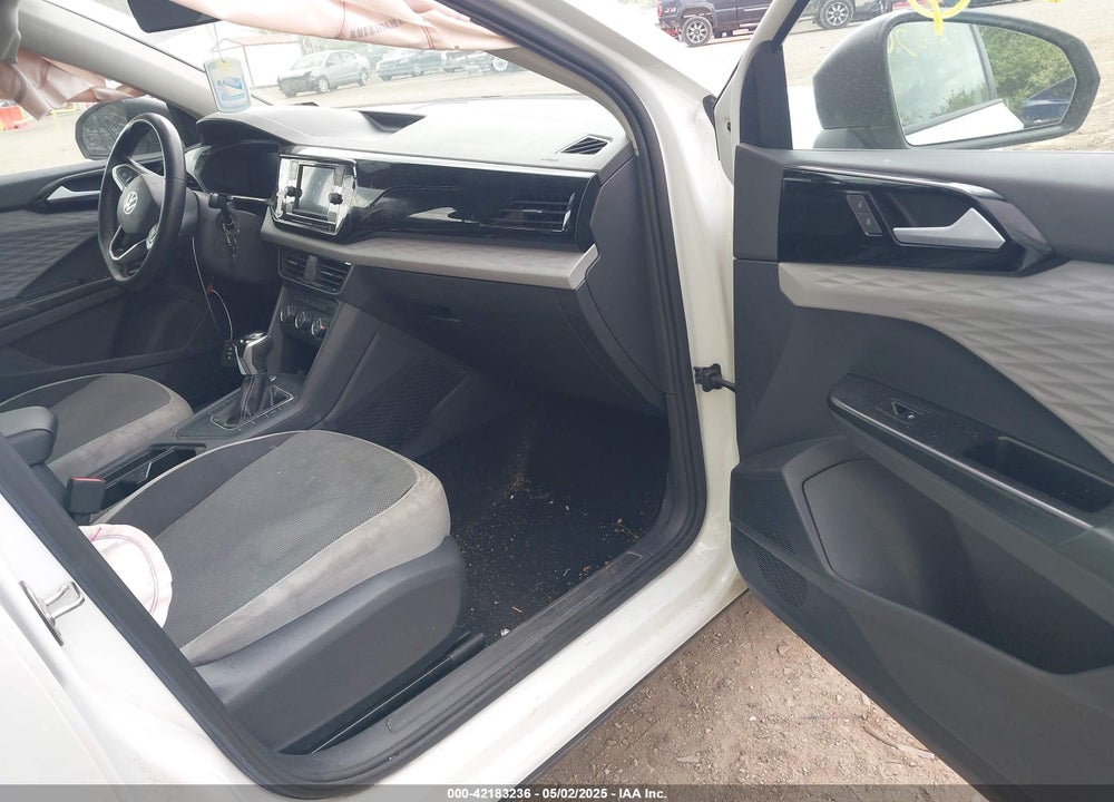 2022 VOLKSWAGEN TAOS VIN: 3VVDX7B26NM002328
