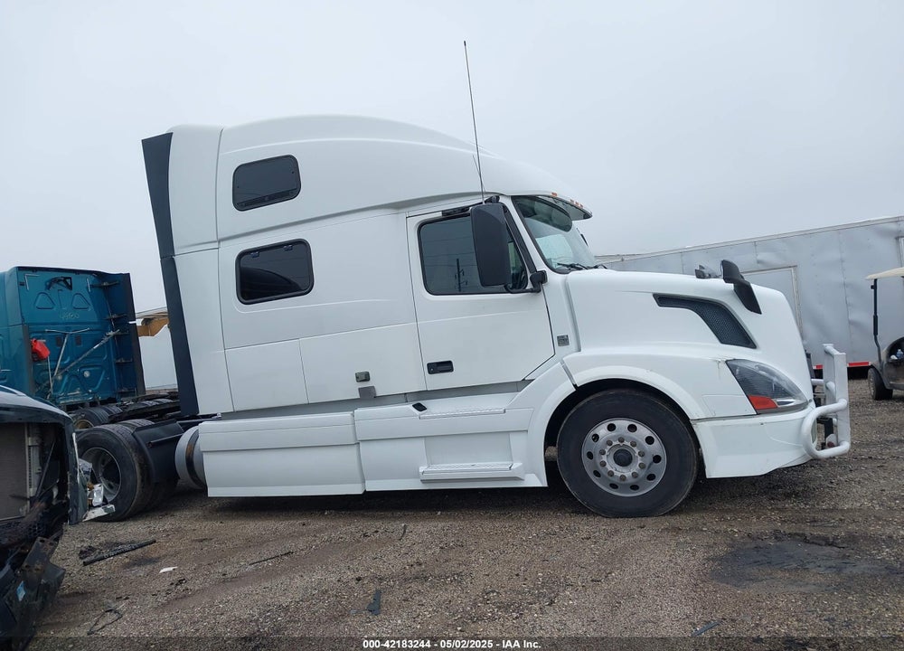 2016 VOLVO VN VNL VIN: 4V4NC9EH3GN939936