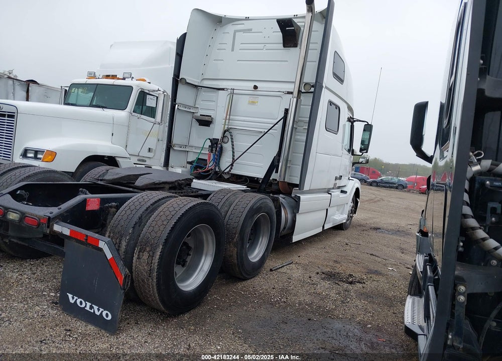 2016 VOLVO VN VNL VIN: 4V4NC9EH3GN939936