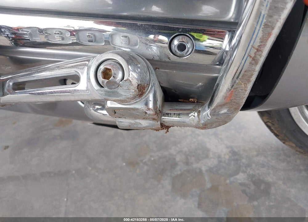 2002 HONDA GL1800 VIN: 1HFSC47012A100267