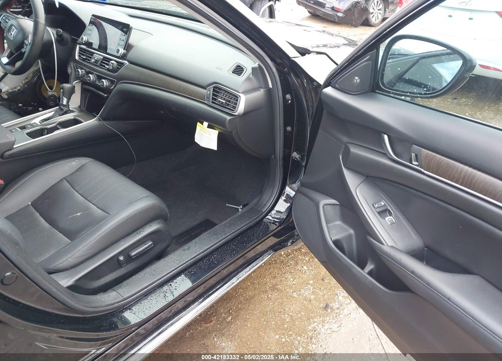 2022 HONDA ACCORD VIN: 1HGCV1F58NA033435