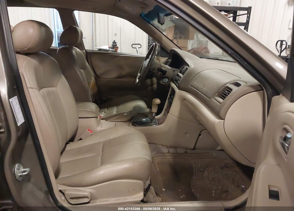 2000 MAZDA 626 ES/LX VIN: 1YVGF22C5Y5122894