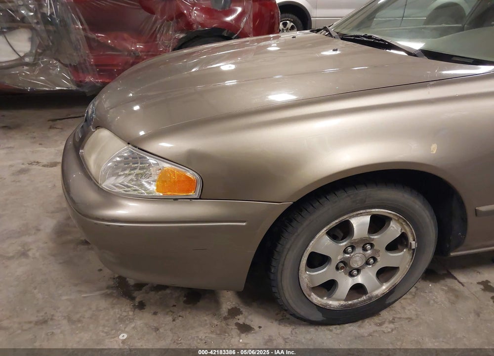 2000 MAZDA 626 ES/LX VIN: 1YVGF22C5Y5122894