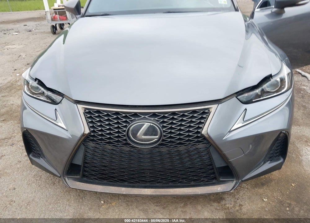 2018 LEXUS IS300 VIN: JTHC81D2XJ5026860