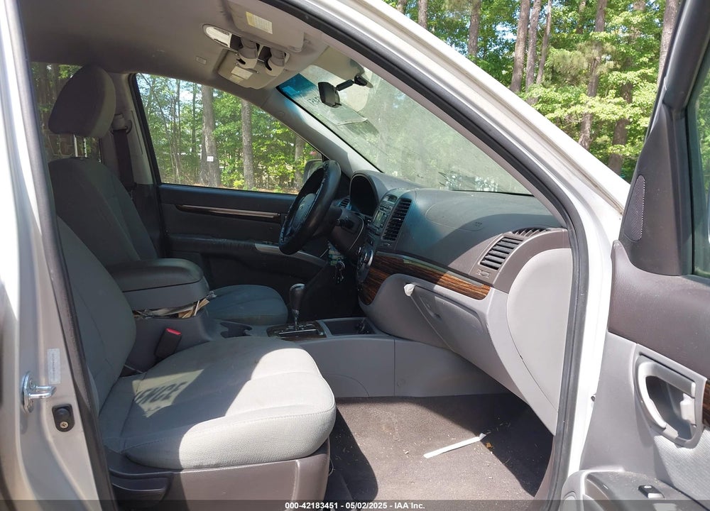 2011 HYUNDAI SANTA FE VIN: 5XYZG4AG3BG020102