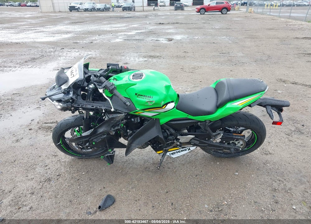 2025 KAWASAKI EX650 P VIN: ML5EXEP10SDAE3884
