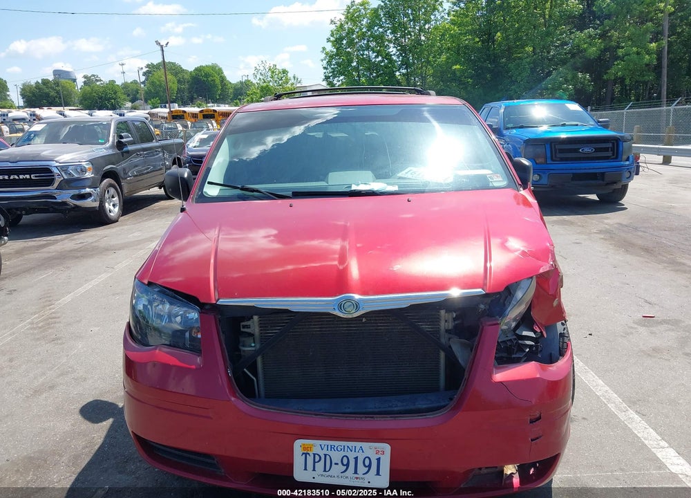 2010 CHRYSLER TOWN & COUNTRY LX VIN: 2A4RR4DE5AR220231