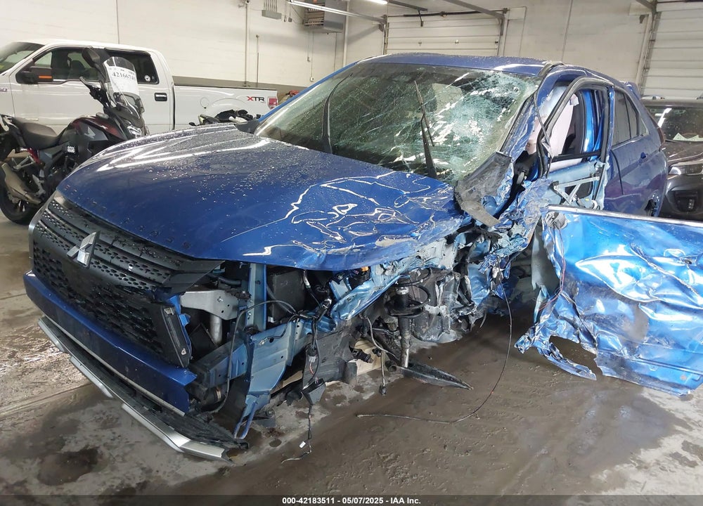 2023 MITSUBISHI ECLIPSE CROSS SE S-AWC/SEL S-AWC VIN: JA4ATWAA4PZ048946