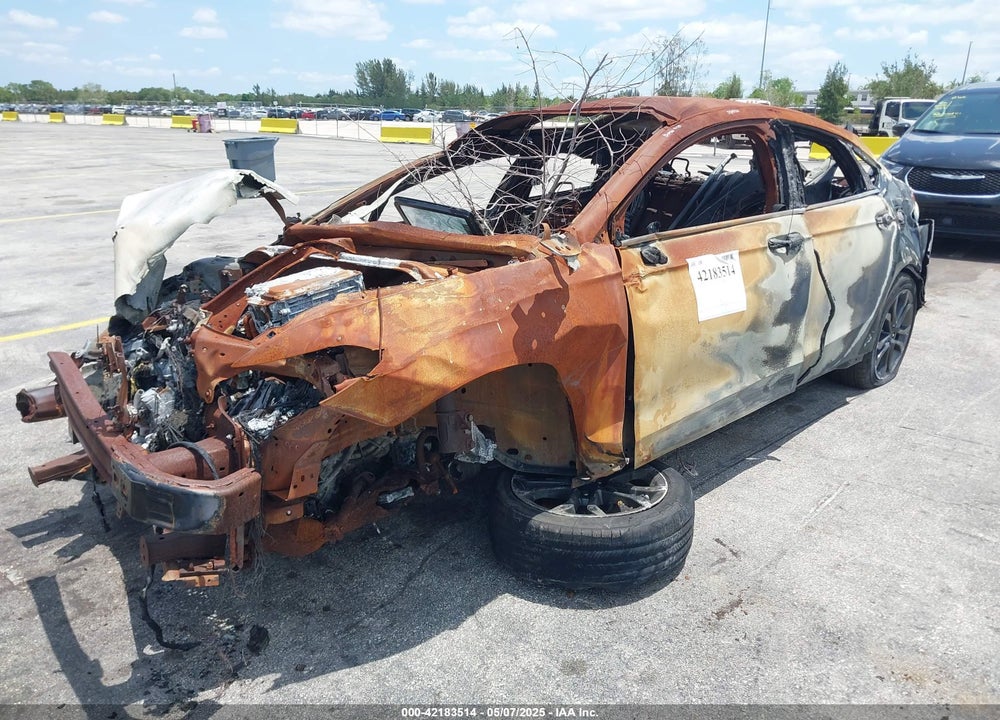 2018 FORD FUSION VIN: 3FA6P0LU4JR197220