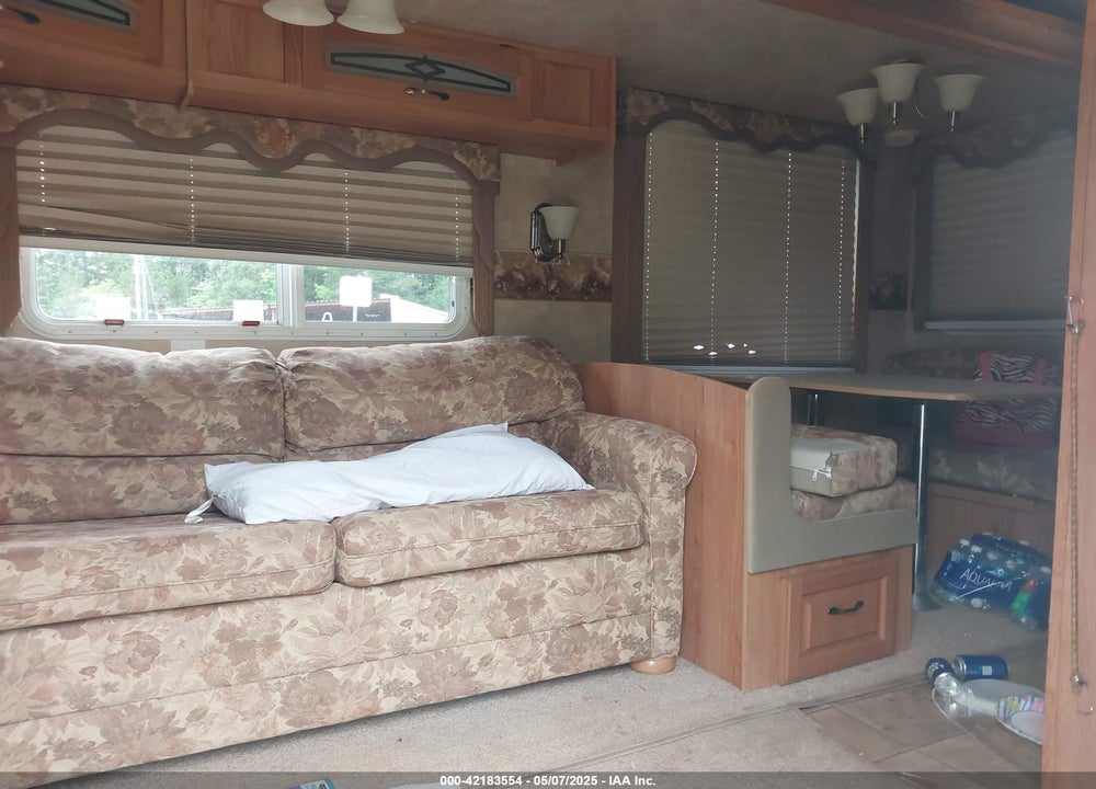 2007 JAYCO CAMPER VIN: 1UJBJ02R071CU0528