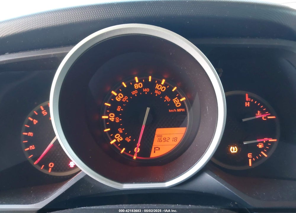2011 TOYOTA 4RUNNER SR5 V6 VIN: JTEZU5JR6B5020860